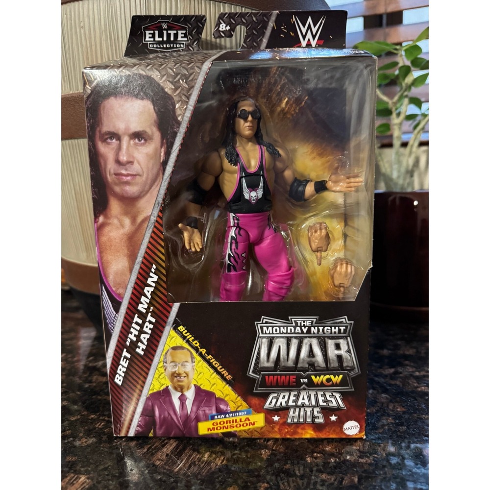 WWE Elite Monday Night Wars Greatest Hits Wave 2 BRET HITMAN HEART Figure w/ BAF